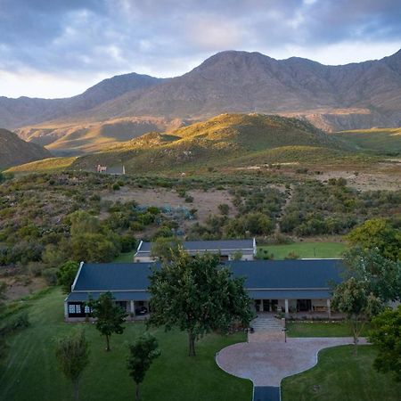 אאודטסהורן Swartberg Private Game Lodge מראה חיצוני תמונה
